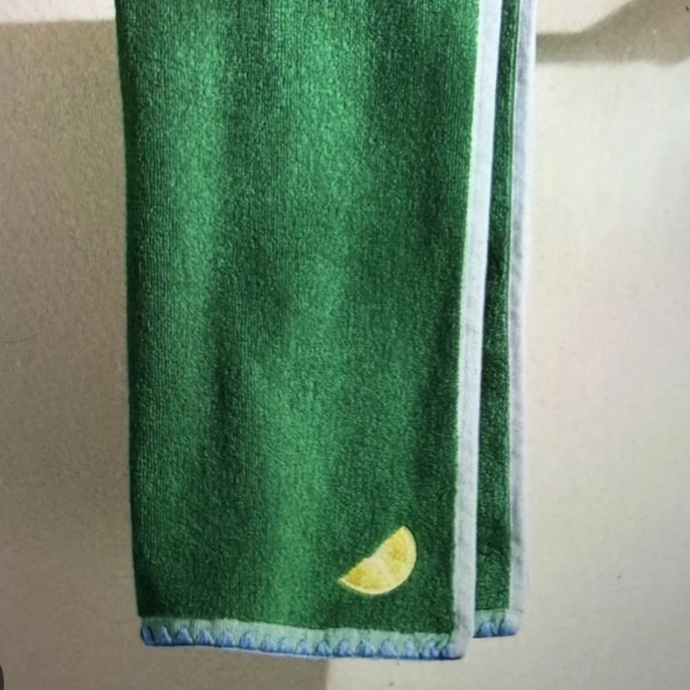 Anthropologie‎ Sloane Body Towel